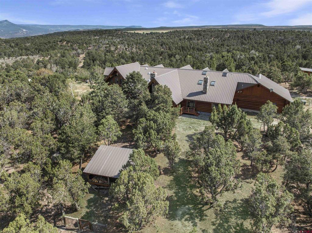 1830 Black Canyon Road