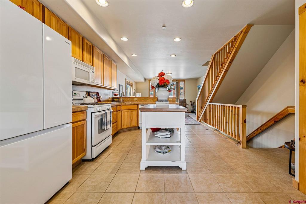 1295 Escalante Drive 24