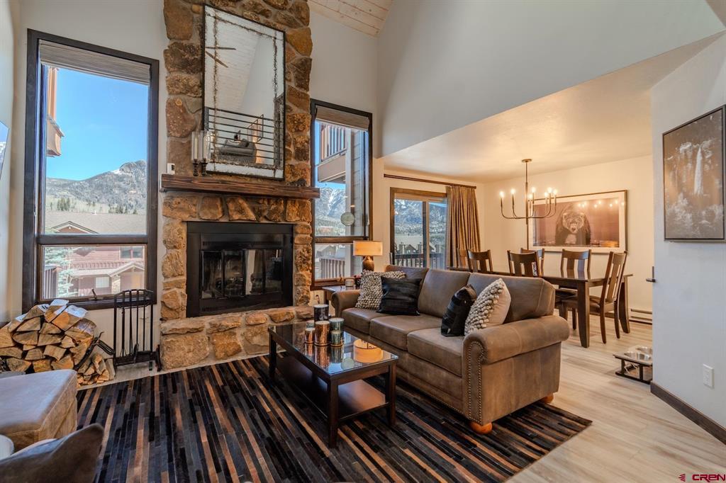 50827 N Highway 550 43