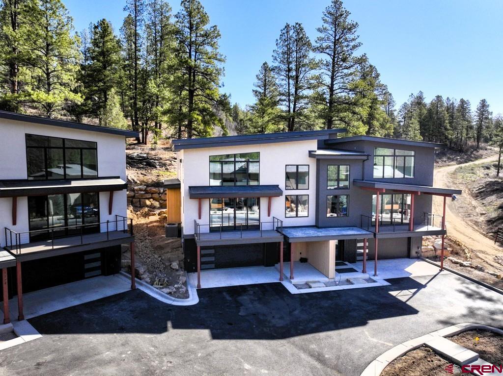 1118 Twin Buttes Avenue