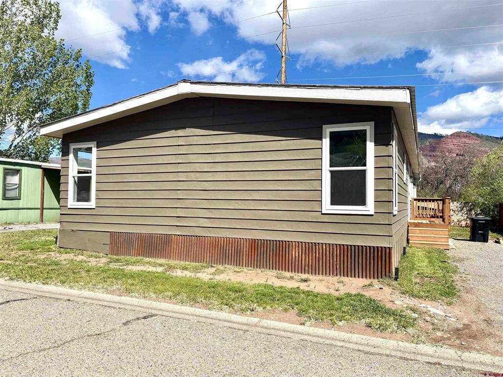 19 Huckleberry Lane