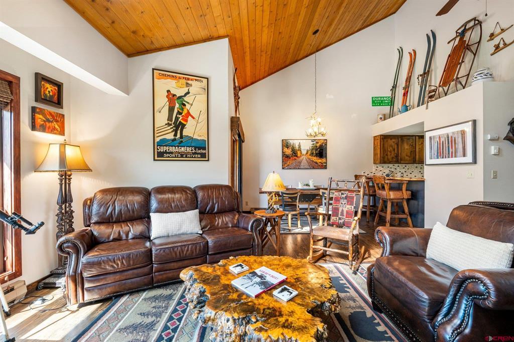 34511 N Hwy 550 207