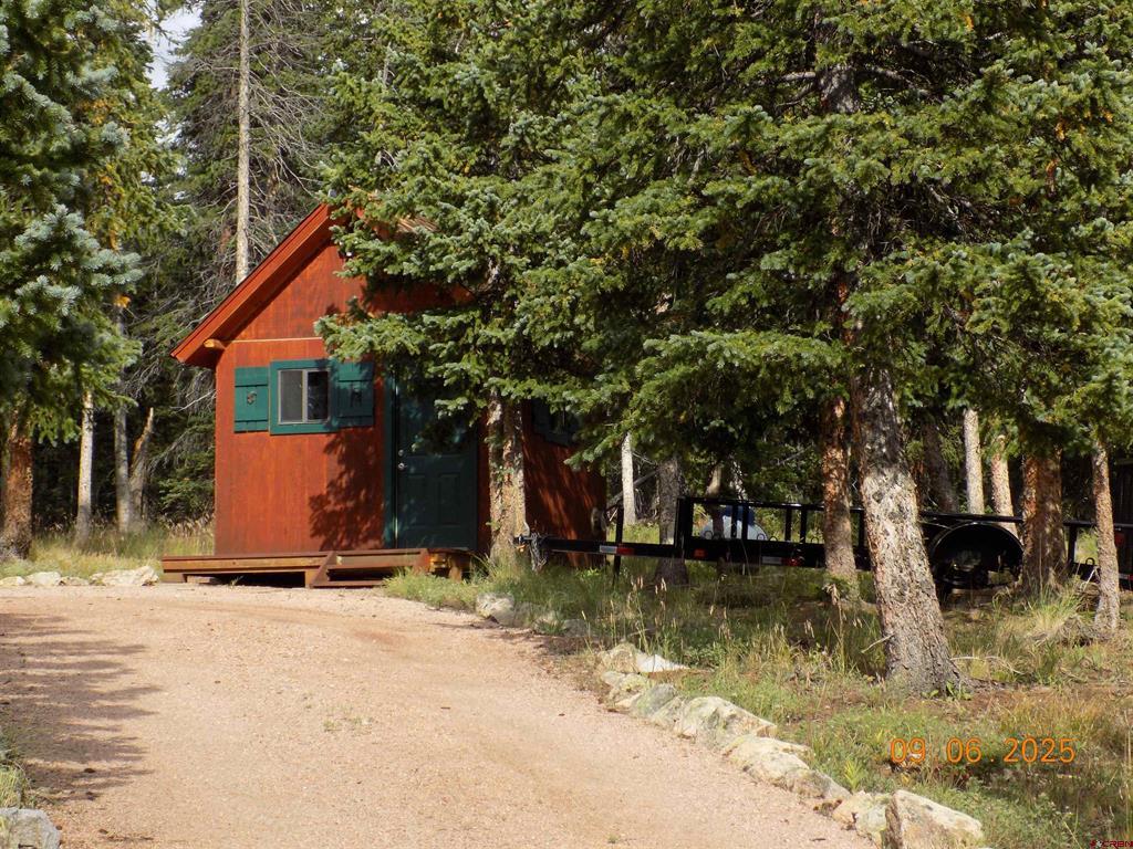 380 Forest Trail