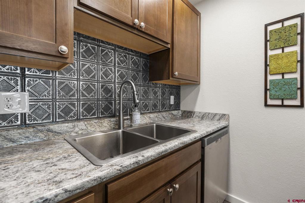 300 W 32nd Street 102