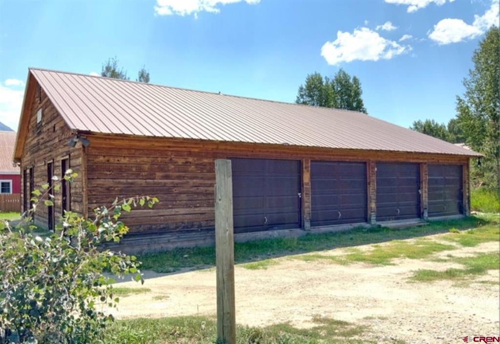 65 Gillaspey Ave, Crested Butte, CO 81224