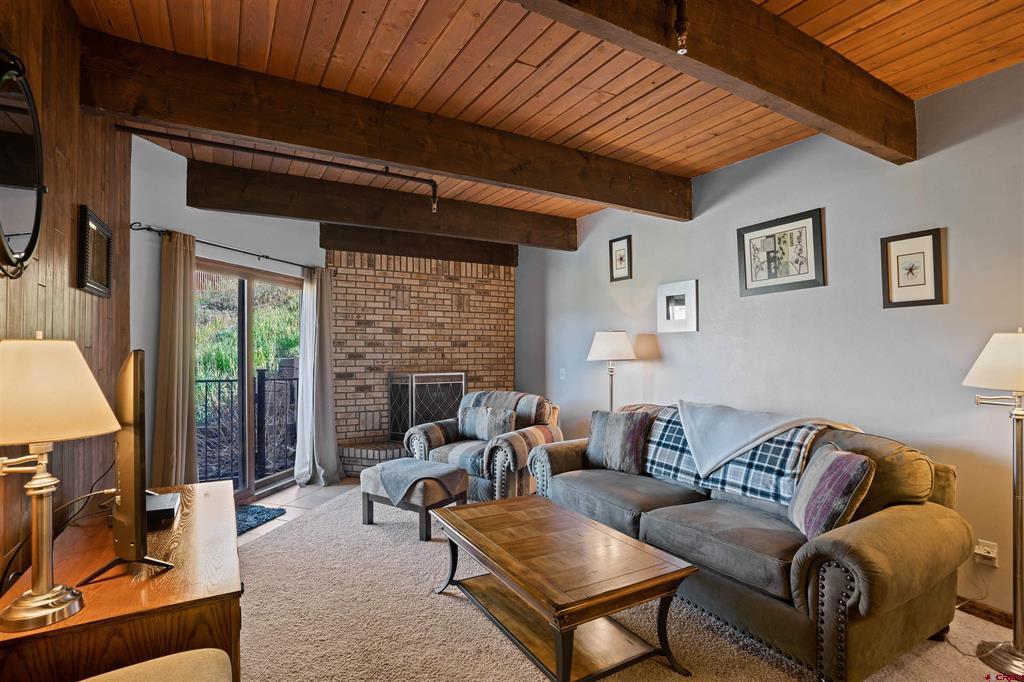 60 Hunter Hill Road A-304