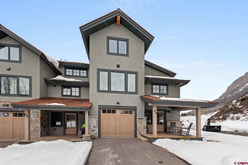 44 St. Andrews Circle