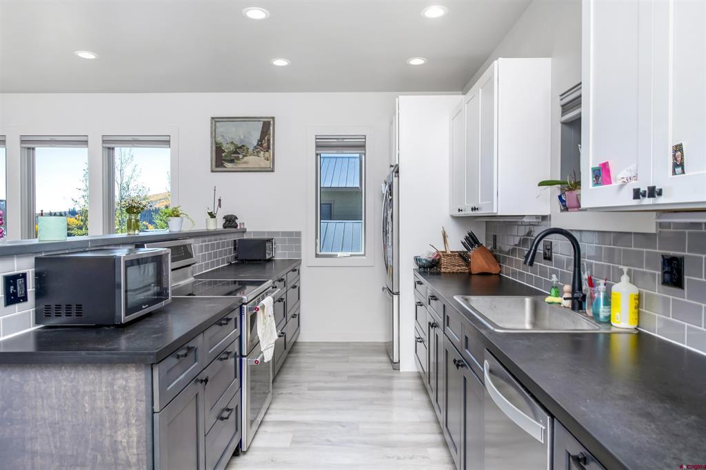 363 Cement Creek Road 3