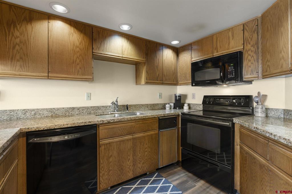 50827 N Highway 550 3