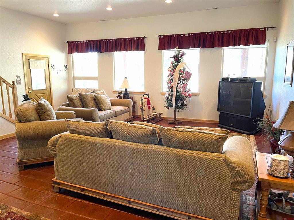 106 Church Creek Circle