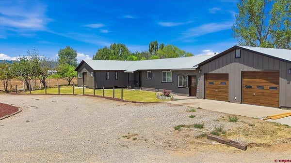 64 MIDDLETON DR, DURANGO, CO 81303 - Image 2fcbfb58af0593bca97db69b4b682e20/330053565