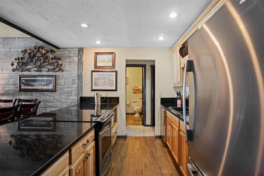 16 Hunter Hill Road K-303