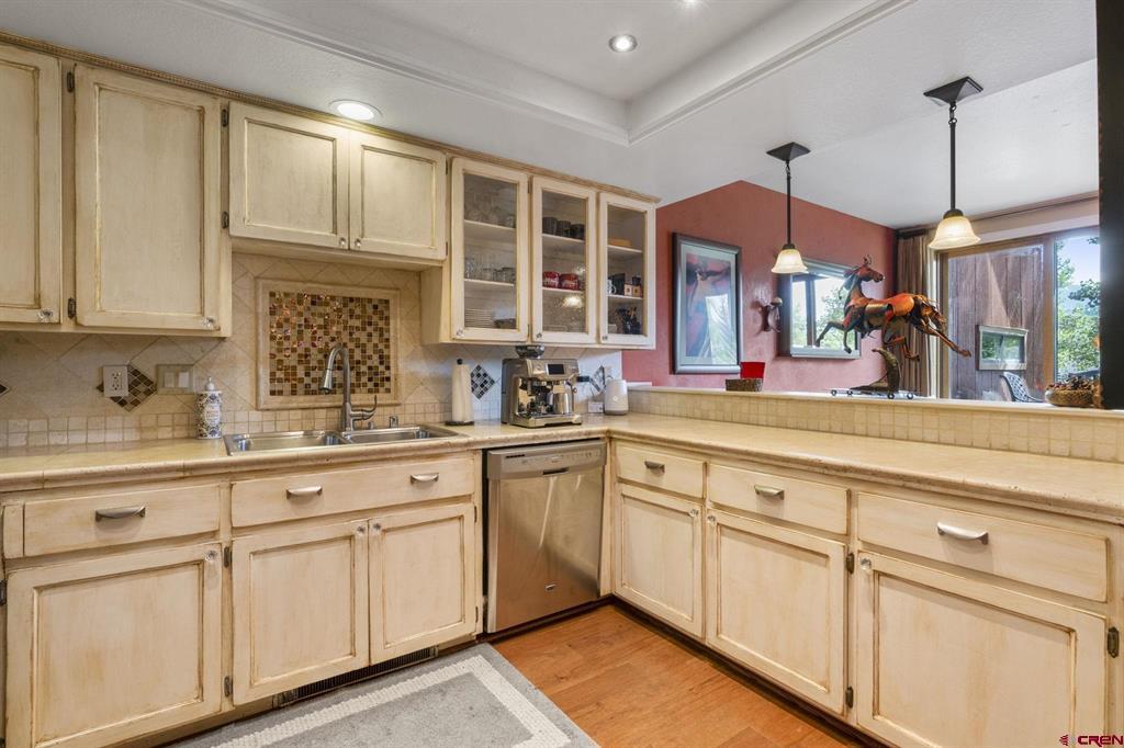 Durango, Colorado 81301, United States, 3 Bedrooms Bedrooms, ,3 BathroomsBathrooms,Residential,Active,167180