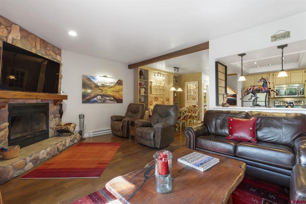 Durango, Colorado 81301, United States, 3 Bedrooms Bedrooms, ,3 BathroomsBathrooms,Residential,Active,167180