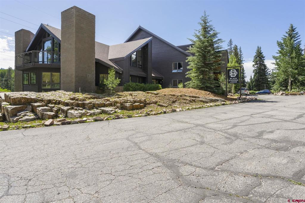 Durango, Colorado 81301, United States, 3 Bedrooms Bedrooms, ,3 BathroomsBathrooms,Residential,Active,167180