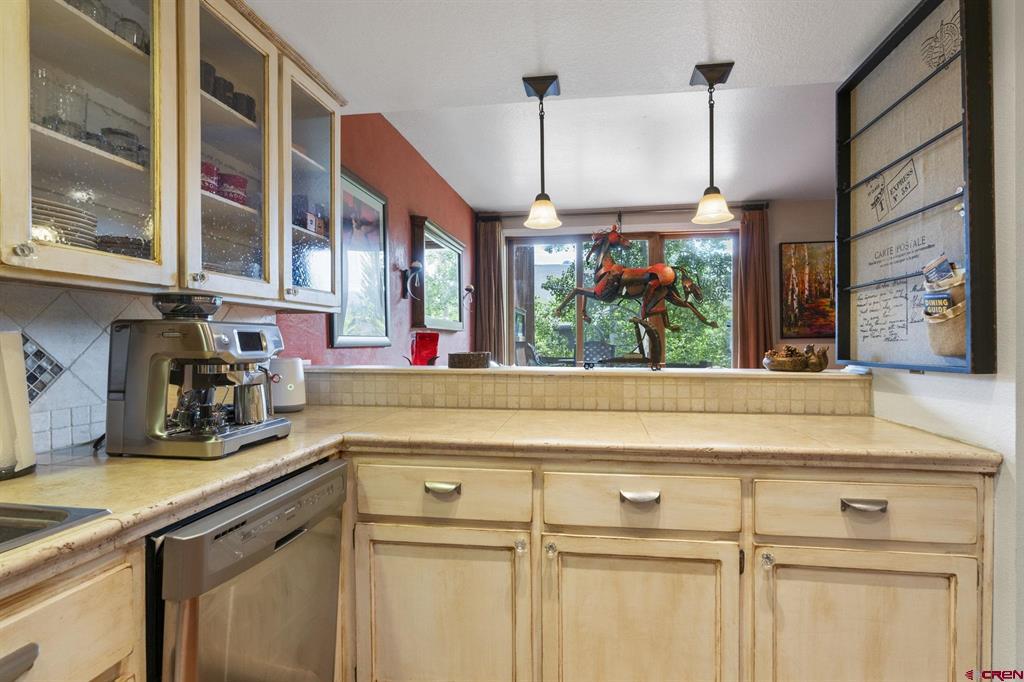 Durango, Colorado 81301, United States, 3 Bedrooms Bedrooms, ,3 BathroomsBathrooms,Residential,Active,167180