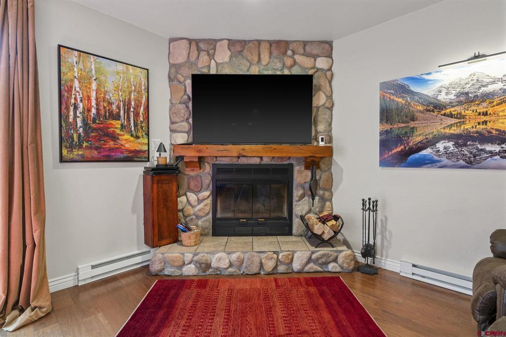 Durango, Colorado 81301, United States, 3 Bedrooms Bedrooms, ,3 BathroomsBathrooms,Residential,Active,167180