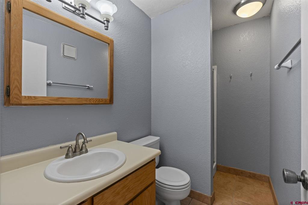 Durango, Colorado 81301, United States, 2 Bedrooms Bedrooms, ,2 BathroomsBathrooms,Residential,Active,205364