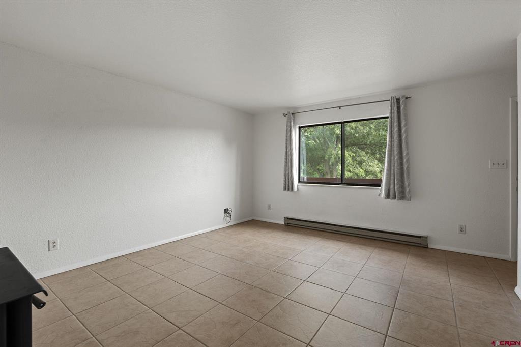 Durango, Colorado 81301, United States, 2 Bedrooms Bedrooms, ,2 BathroomsBathrooms,Residential,Active,205364