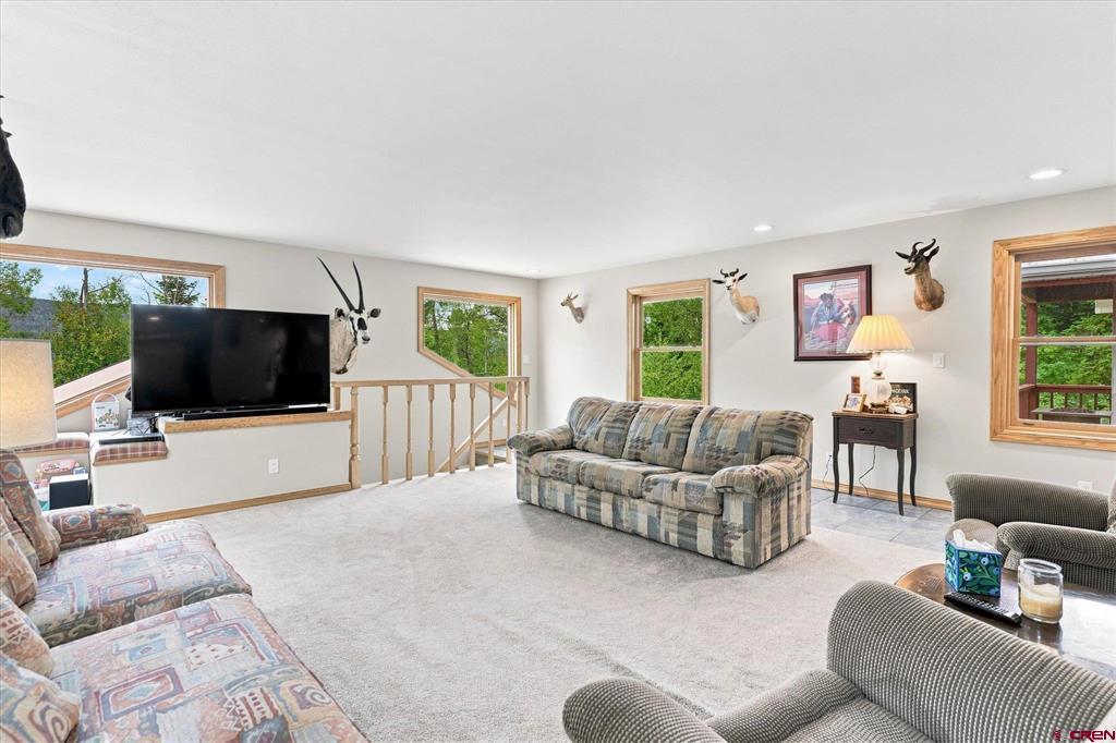 43985 Highway 550