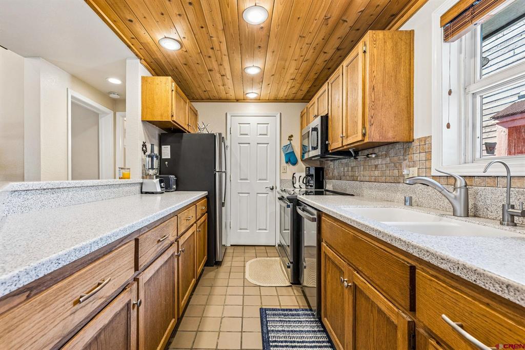 166 Yankee Girl Court 307