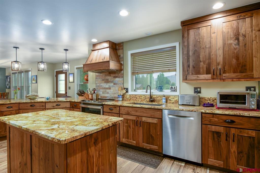 Gunnison, Colorado 81230, United States, 5 Bedrooms Bedrooms, ,4 BathroomsBathrooms,Residential,Active,173981