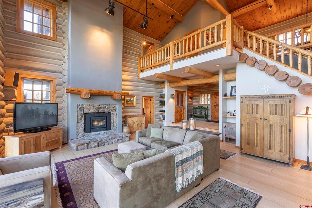 2045 W Anderson Road