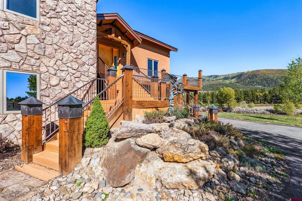 Durango, Colorado, 81301, United States, 3 Bedrooms Bedrooms, ,3 BathroomsBathrooms,Residential,Contingent,2052075