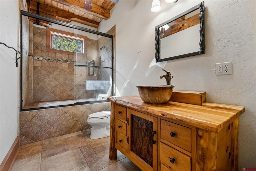 Durango, Colorado, 81301, United States, 3 Bedrooms Bedrooms, ,3 BathroomsBathrooms,Residential,Contingent,2052075