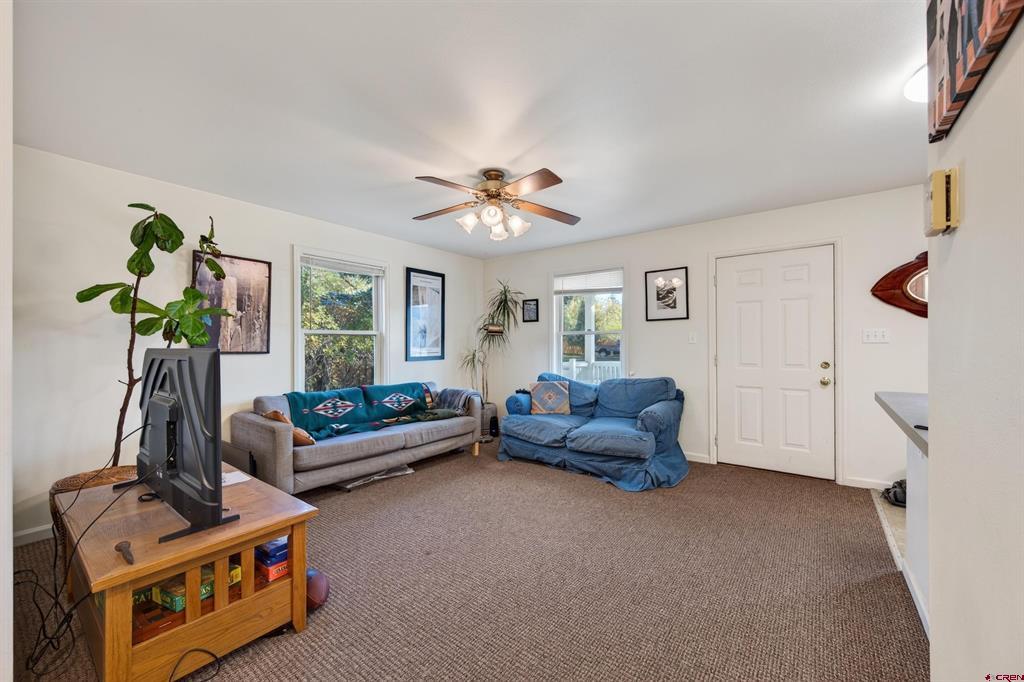 215 N 10th Street