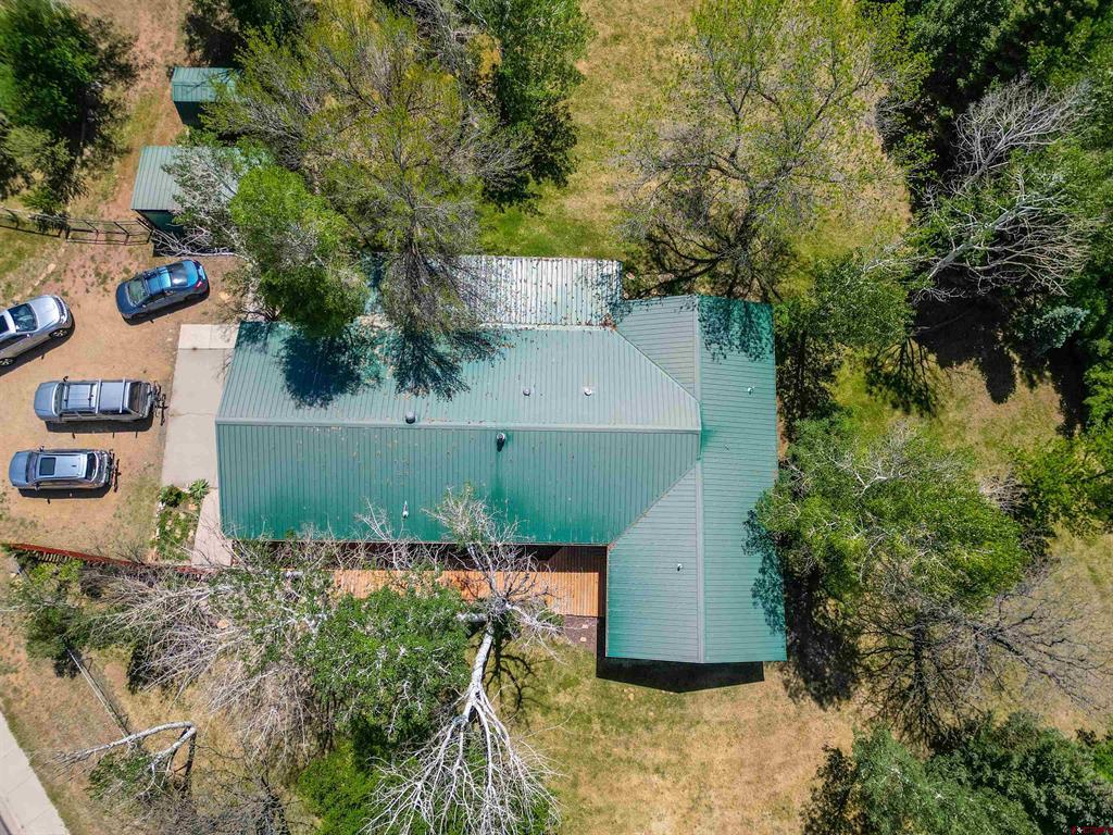 1181 N Mountain View Drive