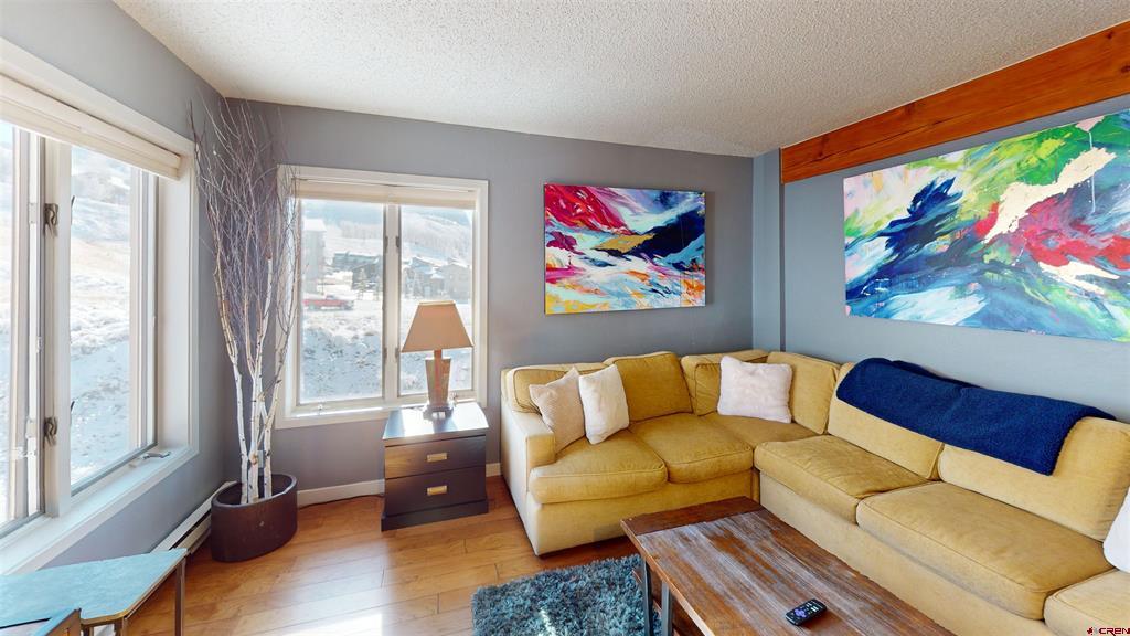 25 Emmons Road 37