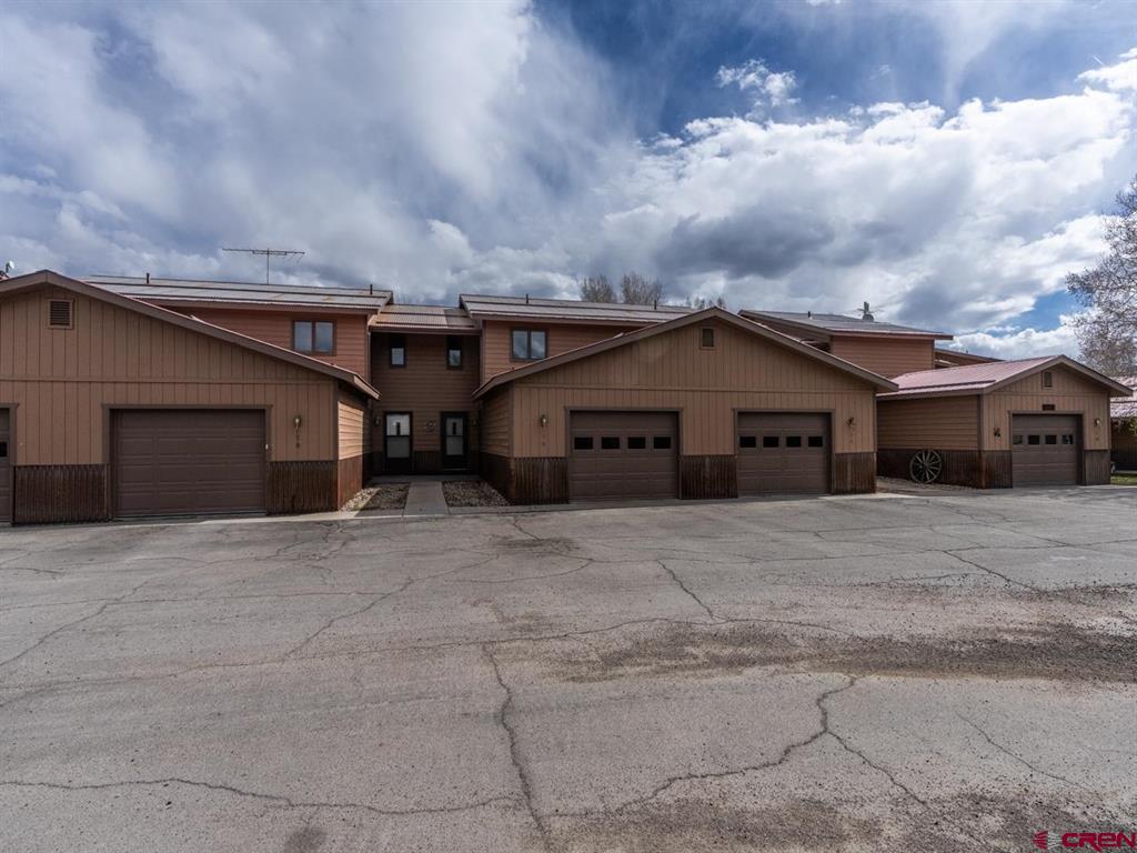 109 Shavano Drive E5