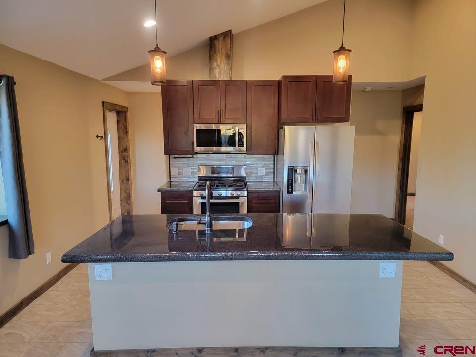 725 W Arthur Avenue A