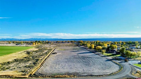 Photo of 1 Gunnison Road, Montrose, CO 81401 (MLS # 837783)