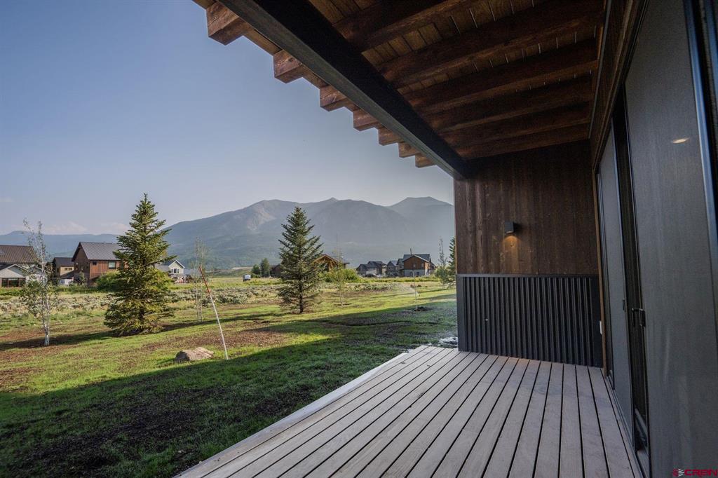 180 Elk Valley Road 109