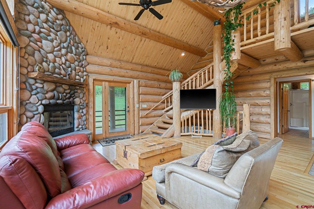 943 County Road 243