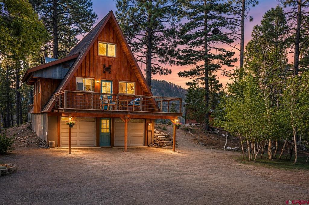 560 Groves Drive