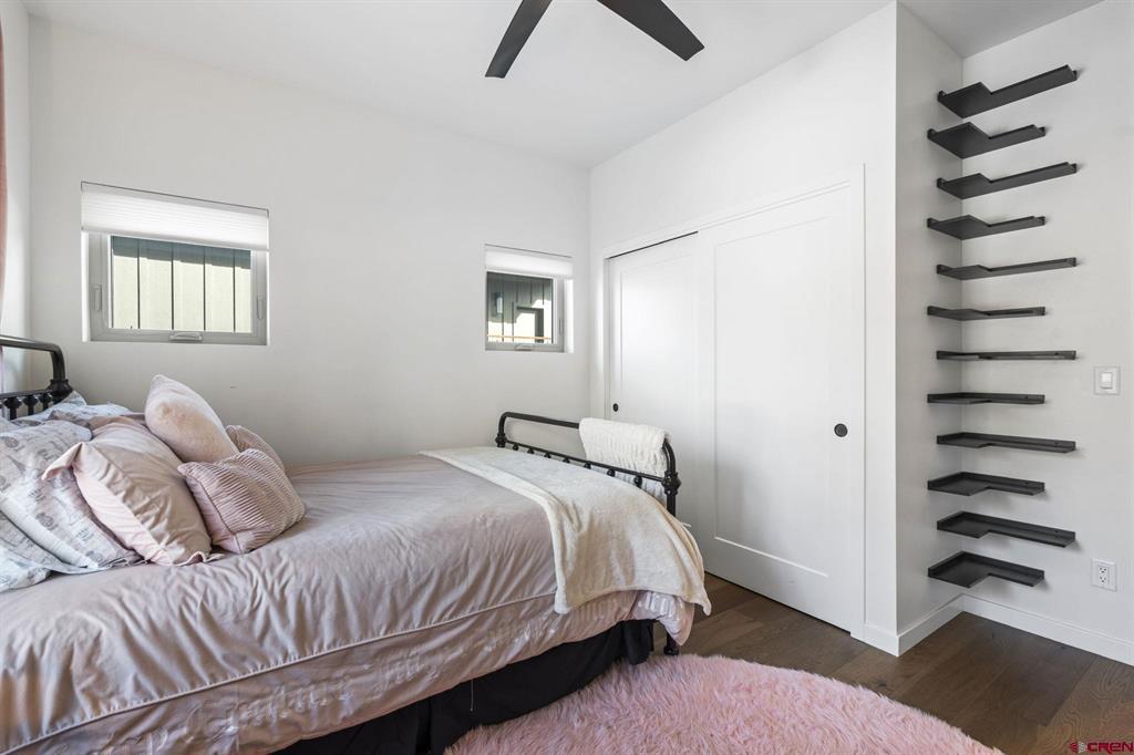 Durango, Colorado 81301, United States, 5 Bedrooms Bedrooms, ,3 BathroomsBathrooms,Residential,Contingent,17774