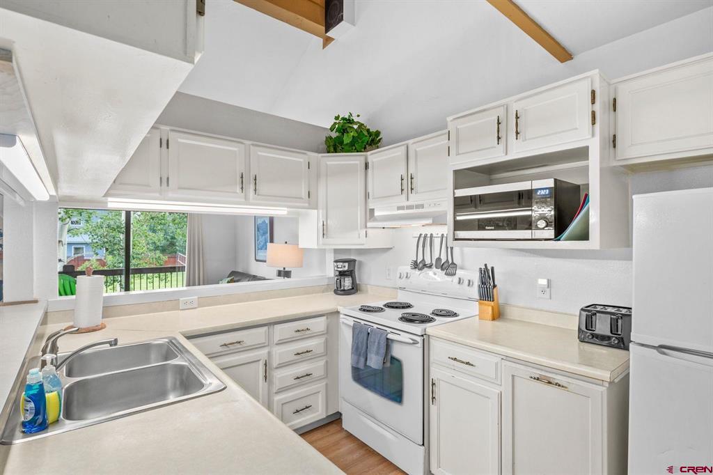 2 Elcho Avenue 5
