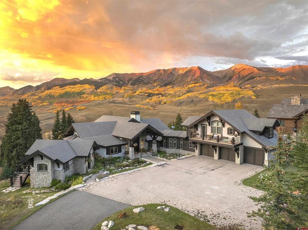 28 Kokanee Lane