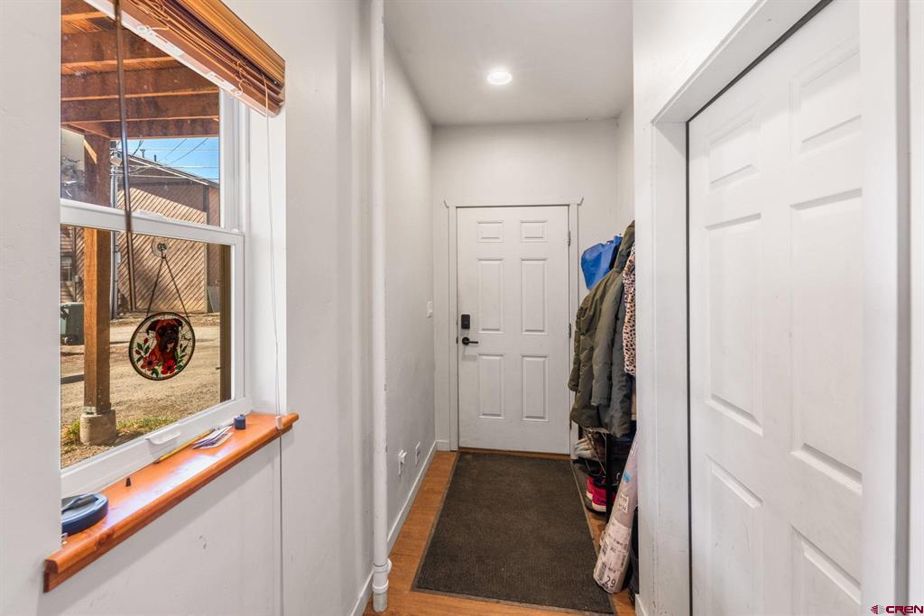 709 W New York Avenue