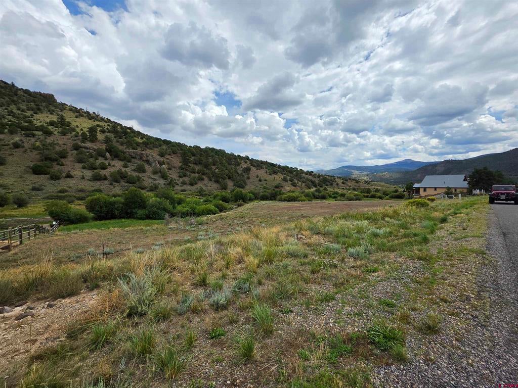32 N Alder Creek Lane
