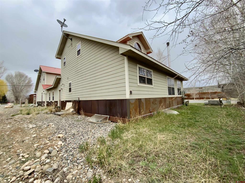 102 County Road 13 B