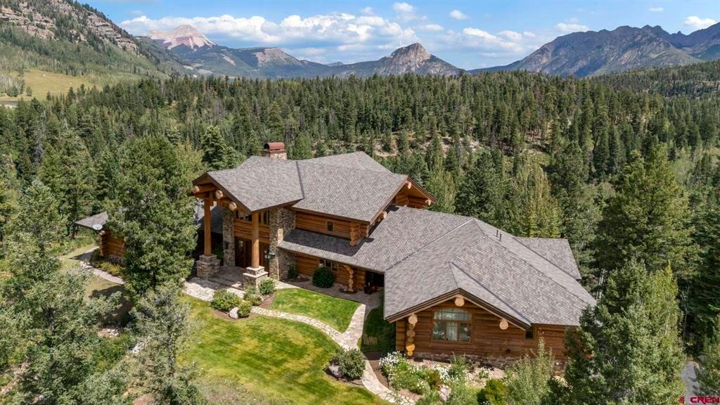 464 Pinnacle View Drive