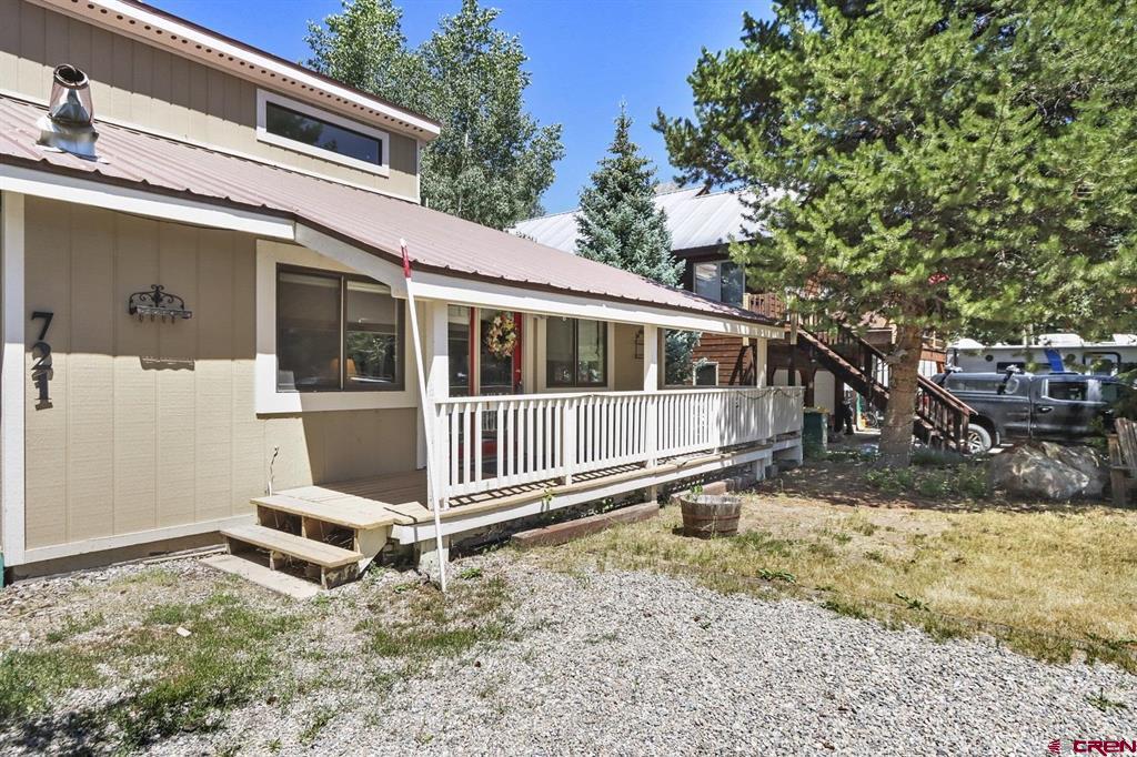 721 Whiterock Avenue