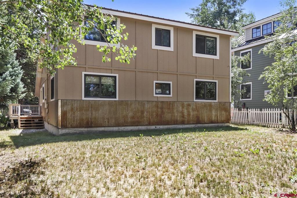 721 Whiterock Avenue