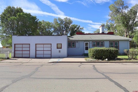 Photo of 1302 State Avenue, Alamosa, CO 81101 (MLS # 838233)