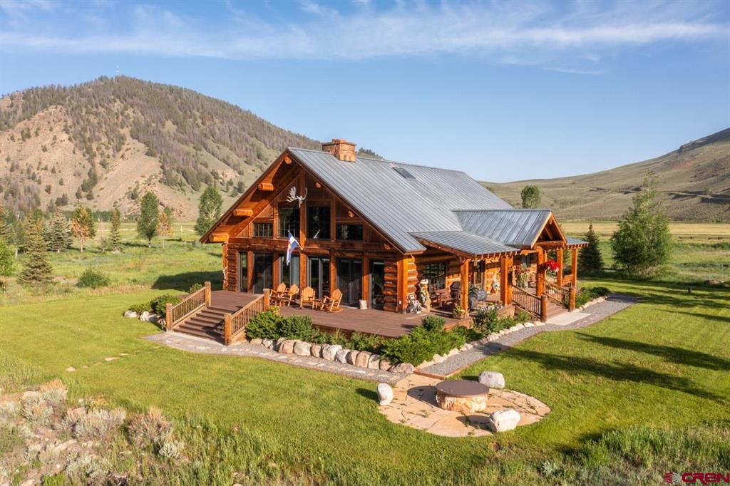 610 Wildwater Way