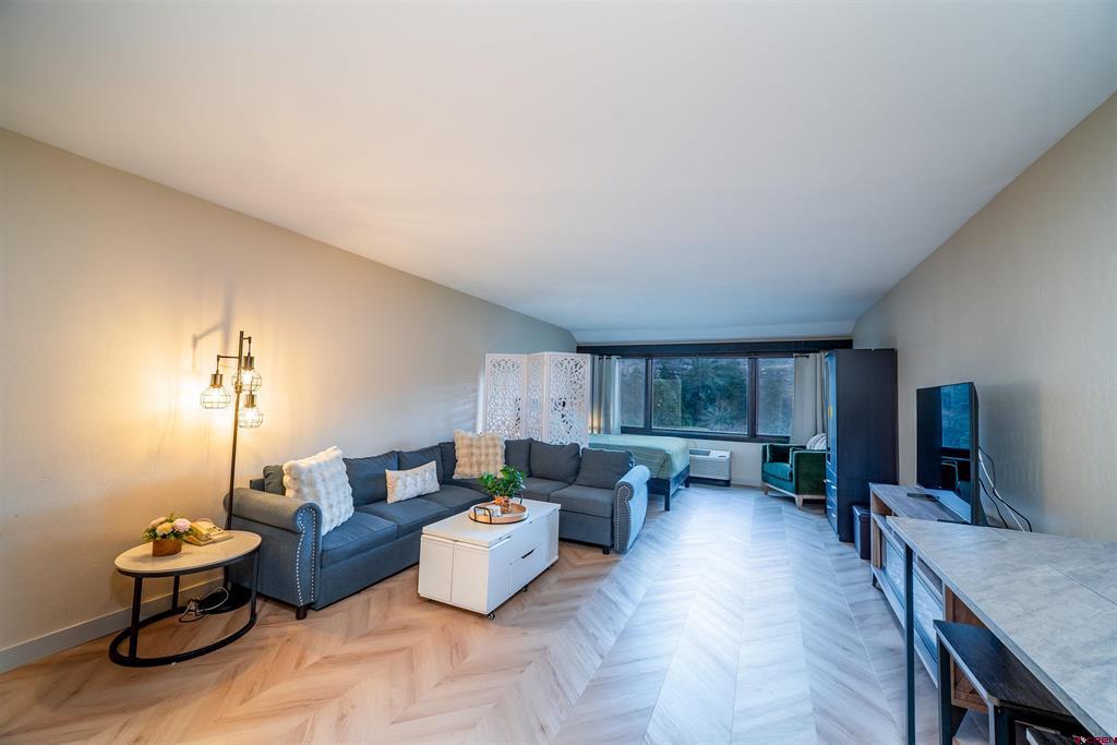 314 N Tamarron Drive 343